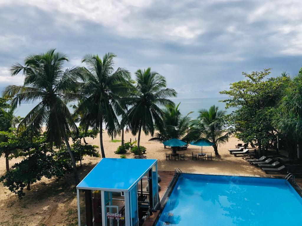 Marakolliya Beach Resort Tangalle Εξωτερικό φωτογραφία
